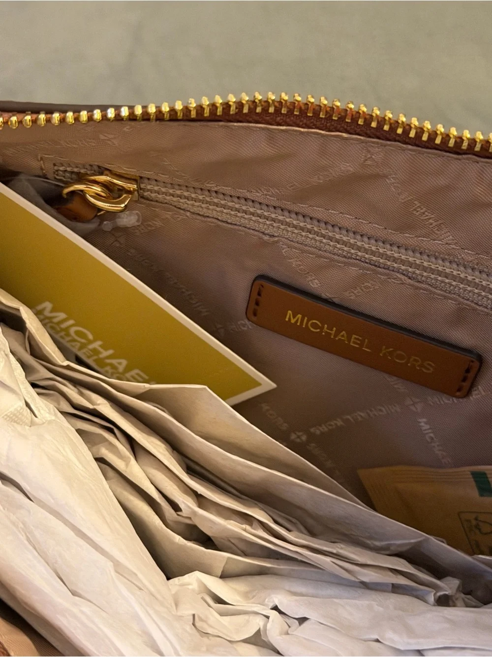 Michael Kors Hollis Bag